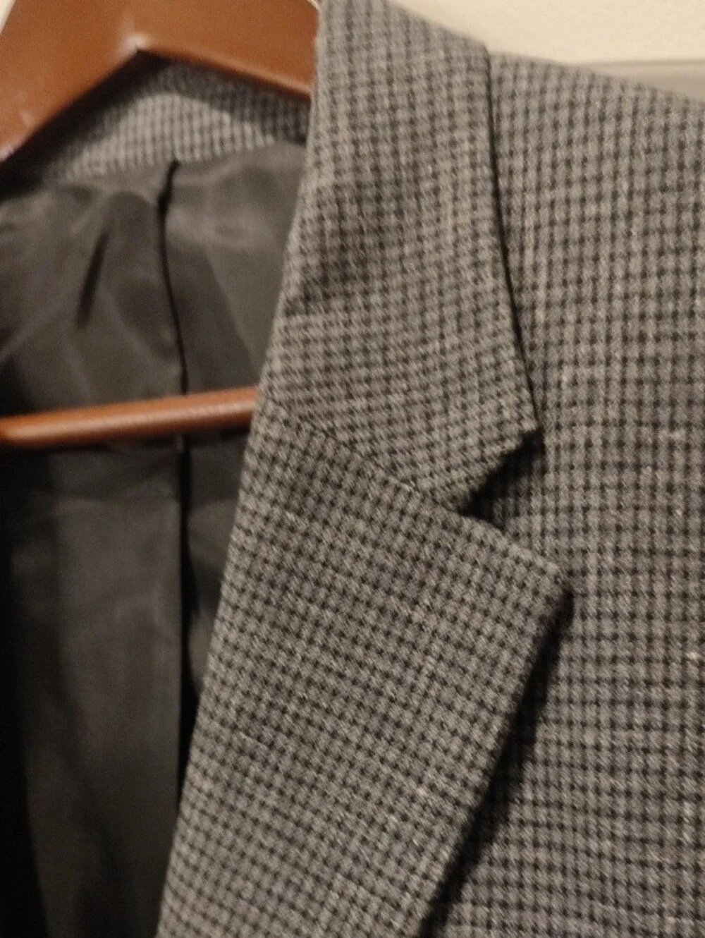 Men's Gray Houndstooth Blazer - Classic Tailored Fit. Calvin Klein